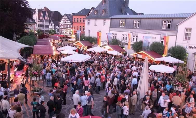 Das beliebte Weinspektakel mitten in Ahrweiler wird dieses Jahr ausfallen müssen. Foto: Ahrwein e.V.