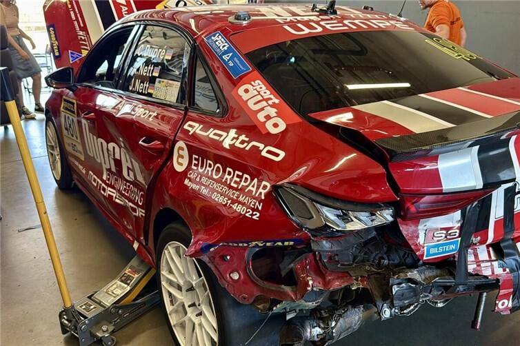 Das bittere Ende - der stark deformierte Audi S3.