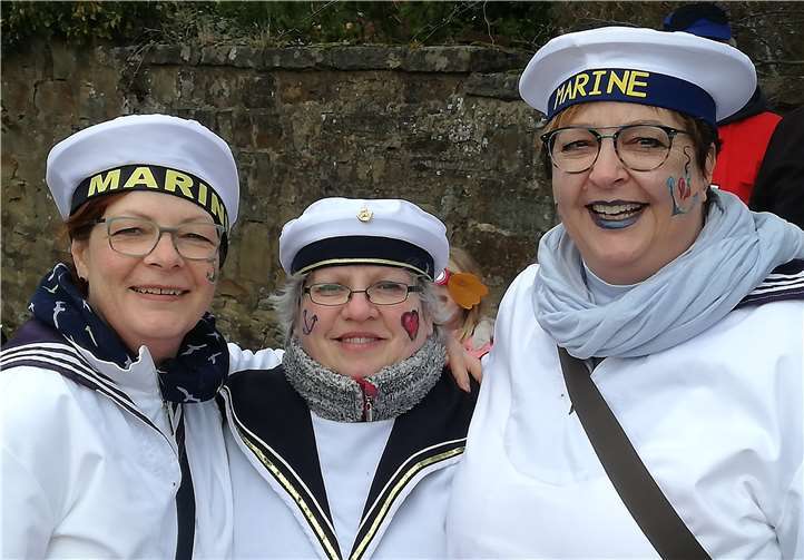 Das designierte Damendreigestirn aus Altendorf-Ersdorf - Elisabeth Bergweiler, Uschi Braun und Claudia Cramer. Foto: Eckhard Braun