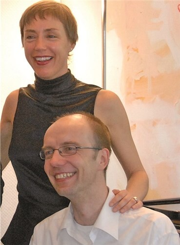 Das deutsch-belgische Jazzduo „Sound’s and Groove’s“ mit der belgischen Jazzsängerin Hilde Vanhove und dem deutschen Pianisten Michael Kotzian.  privat