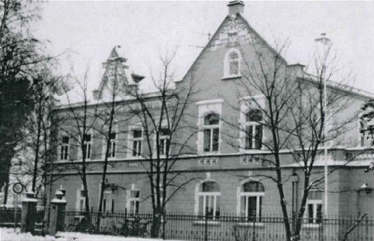 Das ehemalige Amtsgebäude des 1969 aufgelösten Amtes Ludendorf, 1960er-Jahre. Archiv der Gemeinde Swisttal