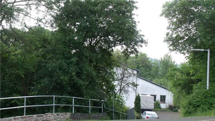 Das ehemalige Schullandheim der Stadt Bonn soll umgebaut werden. Die Gemeinde brachte das Vorhaben eines möglichen Investors jetzt auf den Weg, indem sie die Voraussetzungen schaffte.