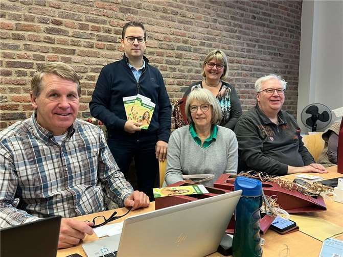 Das ehrenamtliche Team der Computergruppe ist nicht nur für Fragen zur GrünCard eine geschätzte Anlaufstelle.  Foto: privat