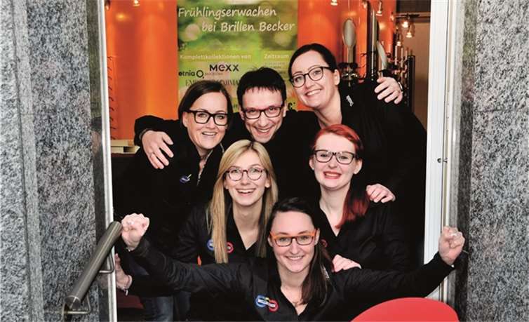 Das engagierte Team von Brillen Becker ist bekannt für sein sonniges Gemüt! FRE