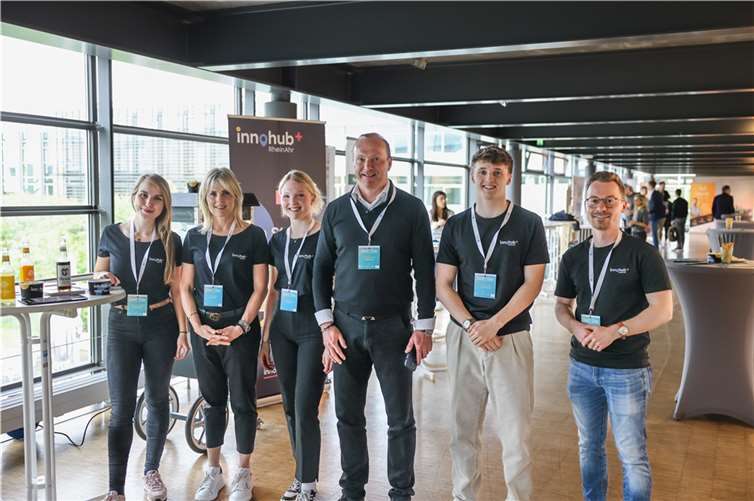 Das engagierte Team von InnoHub: Nicole Osmenda, Silke Ziegler, Lucie Ziegler, Andreas Ziegler, Timon Ziegler und Tobias Debus. (v.l.n.r.). Foto: privat