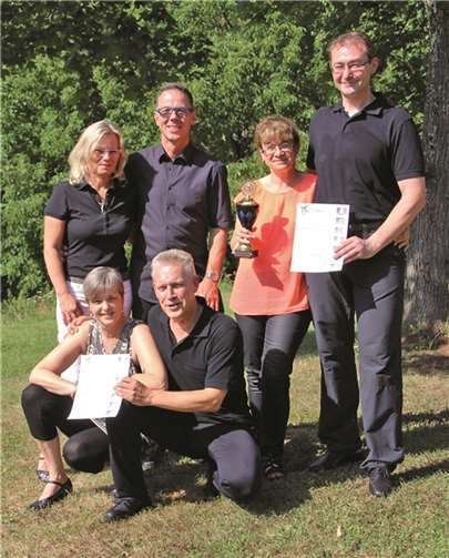 Das erfolgreiche Tanzteam. Privat