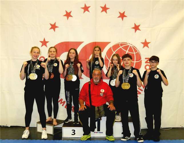 Erfolge beim „Fibo Cup“ Das erfolgreiche Team. Foto: privat