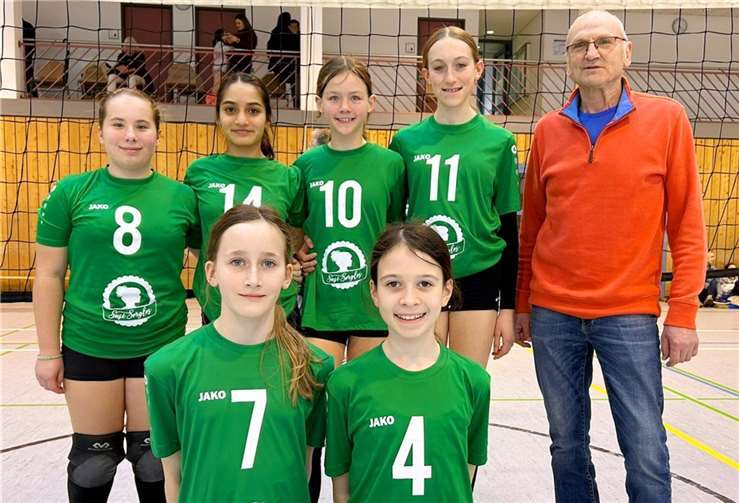 Das erfolgreiche U14-Team mit Trainer Josef Hunz. Foto: FSV Dieblich