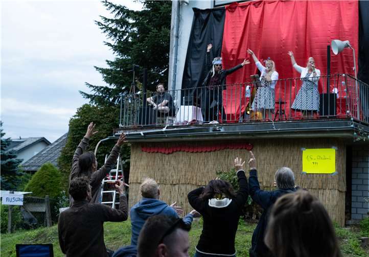 Das erste Picknick-Konzert in Caan war ein voller Erfolg. Foto: Christoph Broeder