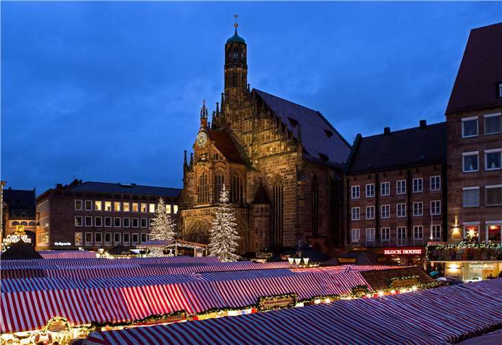 Das erste Ziel der Schützen war der Nürnberger Christkindlmarkt.