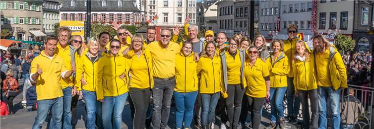 Das ganze Team.www.axellivepictures.de