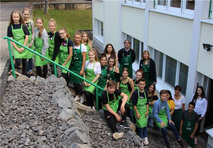 Das gemeinsame Kochen resultierte in einem umfangreichen aber gesunden Buffet.AOK