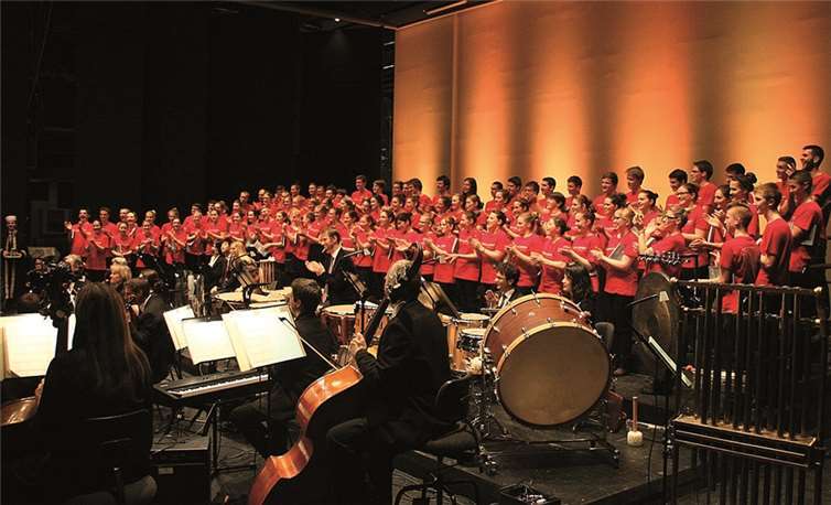 Das gemeinsame Konzert des Internationalen Jugendchors Visoko und des Jugendkammerchors der Singschule an der Liebfrauenkirche Koblenz war ein voller Erfolg. privat
