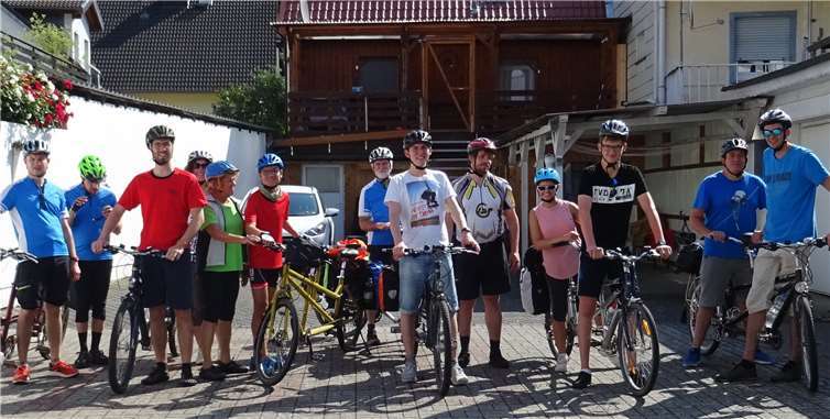 Das gemeinsame Radeln auf dem Tandem wurde zum Gemeinschaftserlebnis.privat