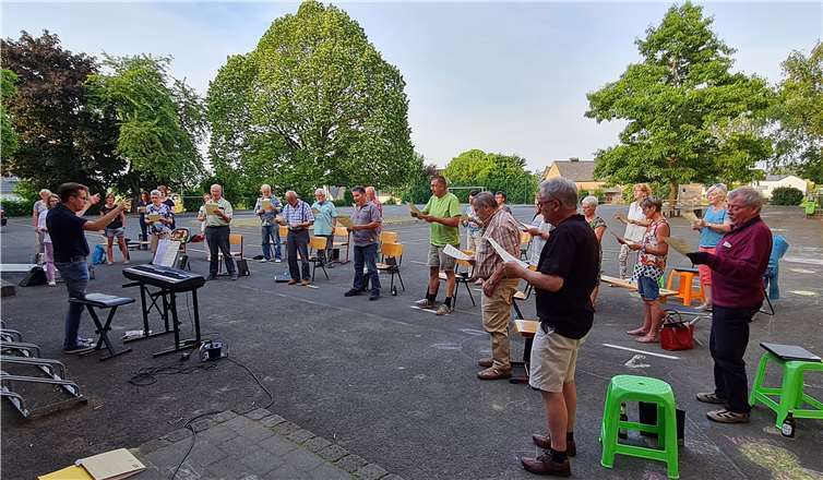 Das gemeinsame Singen nach so langer Abstinenz hat gut geklappt. Foto: privat