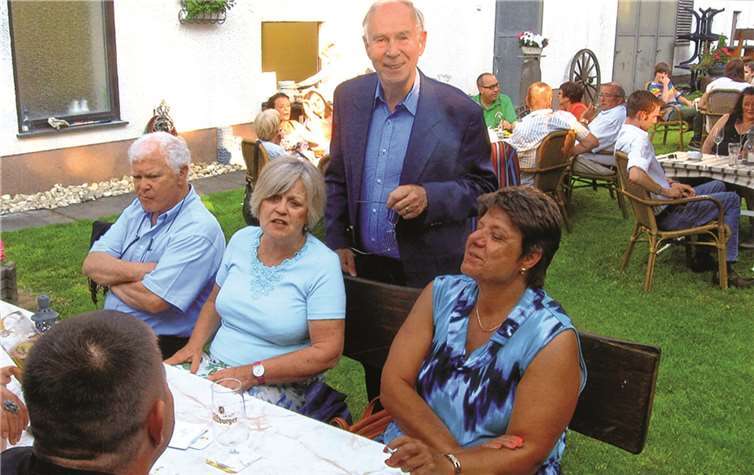 Das gemütliche Beisammensein unter Freunden bot viele Gelegenheiten für nette Gespräche.Privat