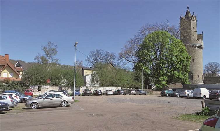 Das geplante Parkdeck auf dem ehemaligen Schumacher-Gelände (Agrippastraße/Kirchhofsweg) wird mit modernen Parkscheinautomaten ausgestattet.