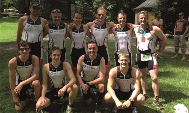 Das gesamte RSC-Team präsentierte sich in Hachenburg bester Laune. privat