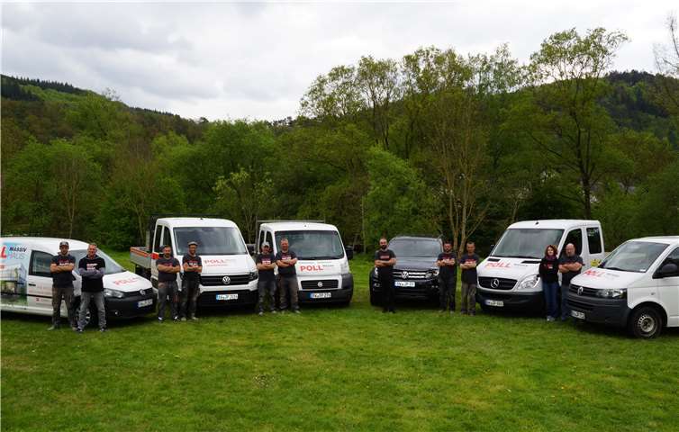 Das gesamte Team der Poll Massivhaus GmbH.