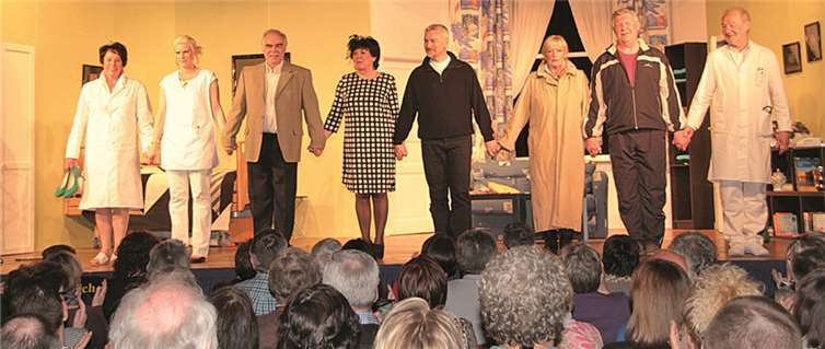 Das großartige Ensemble des Frühlingsstückes 2015. AND