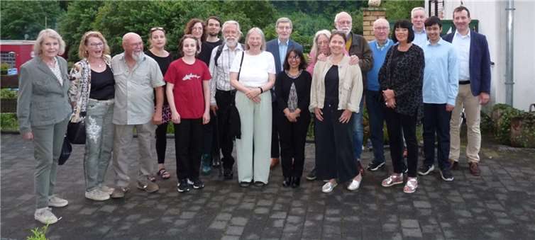 Das große Familientreffen in Sayn.  Fotos: privat