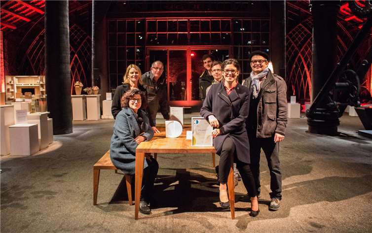 Das holzgespür-Team wurde mit dem Designpreis Rheinland-Pfalz 2019 ausgezeichnet.Copyright: holzgespür