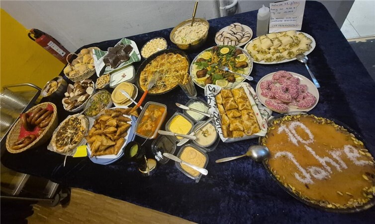 Das internationale Buffet zum Jubiläum.