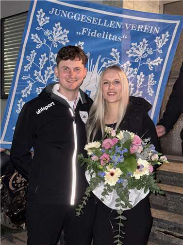 Das junge Maikönigspaar freut sich sehr auf die Krönung.  Fotos: Alfred Eich