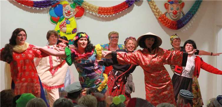 Das kfd-Ballett zeigt sein tänzerisches Können.