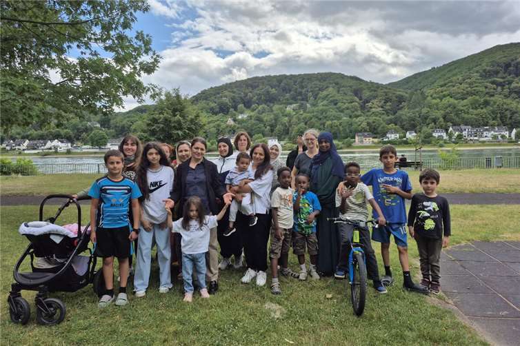 Ein sommerlicher Abschluss voller Begegnungen und Genuss Das nächste Frauencafé findet nach der Sommerpause am 22. August statt. Foto: Nasstaran Houshmand / Stadtverwaltung Lahnstein