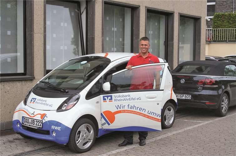 Das nahezu emissionsfreie Elektroauto der Volksbank RheinAhrEifel ist ein umweltfreundlicher Flitzer. privat