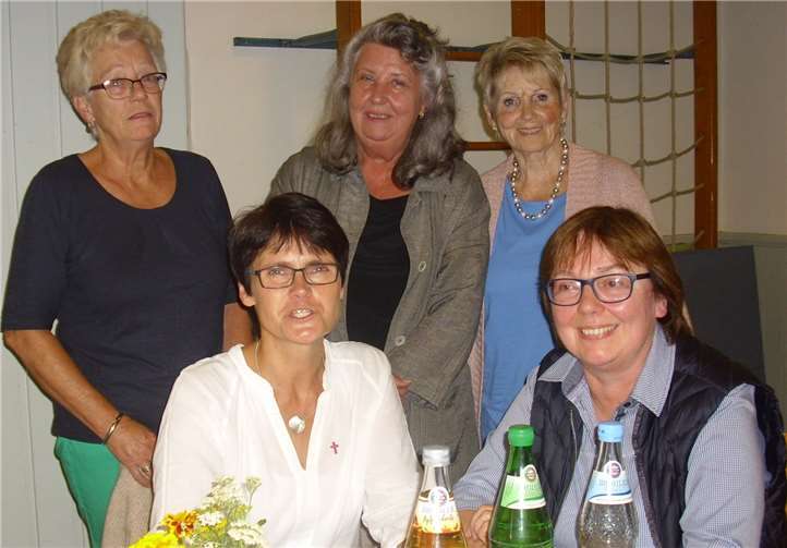 Das neu gewaählte Vorstandsteam der kfd Brohl (v. l.): Hedwig Poch, Josefine Bonn, Rita Schmitt, Heidi Adams und Maria Netz. Foto: privat