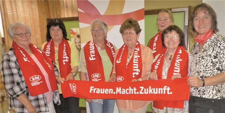 Das neu gewählte Leitungsteam der kfd St. Matthias Neuwied (v.l.n.r.): Thea Neu, Waltraud Terstegen, Elfriede Müller, Maria Opper, Margret Günster, Erika Salz und Petra Frey.privat