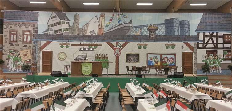 Das neue Bühnenbild der KG.