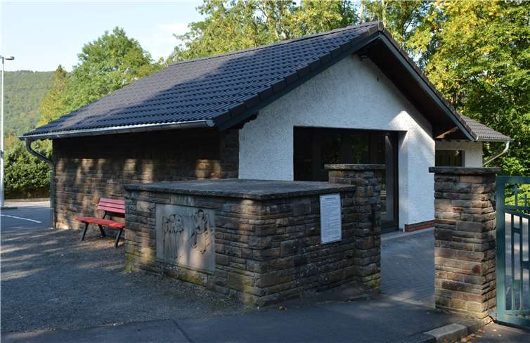 Das neue Dach der Leichenhalle. Foto: CF