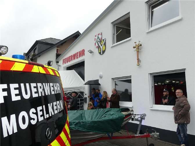 Das neue Feuerwehrgerätehaus bietet den örtlichen Floriansjüngern als moderne Unterkunft jetzt ausreichend Platz.