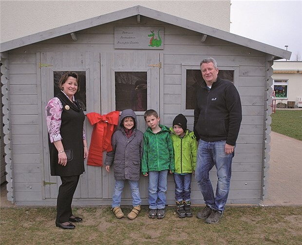 Das neue Gerätehaus wurde überreicht.