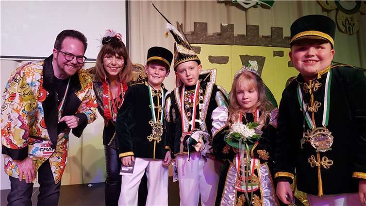 Neues Kinderprinzenpaar in Mülheim-Kärlich Das neue Kinderprinzenpaar in Mülheim-Kärlich. Foto: Horst Hohn