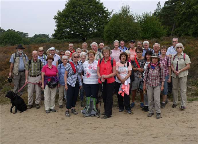 Das neue Leitungsteam hat sich in der „kfd“-Wandergruppe kennengelernt.privat