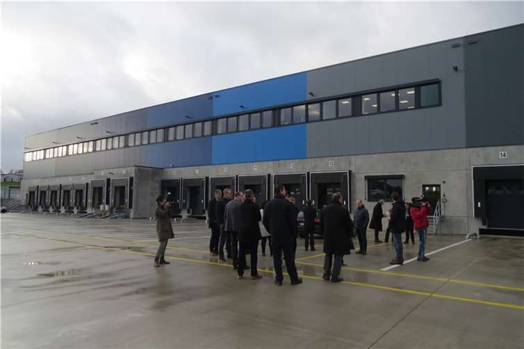 Das neue Logistikzentrum ist eines der wichtigsten Wirtschaftsprojekte im Kreis Ahrweiler.  Fotos: AKR
