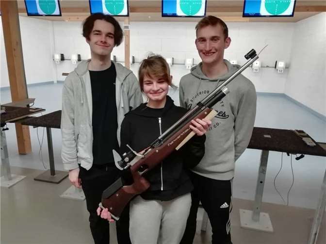 Das neue Luftgewehr der Brohler Jungschützen. Foto: Martin Schnitker