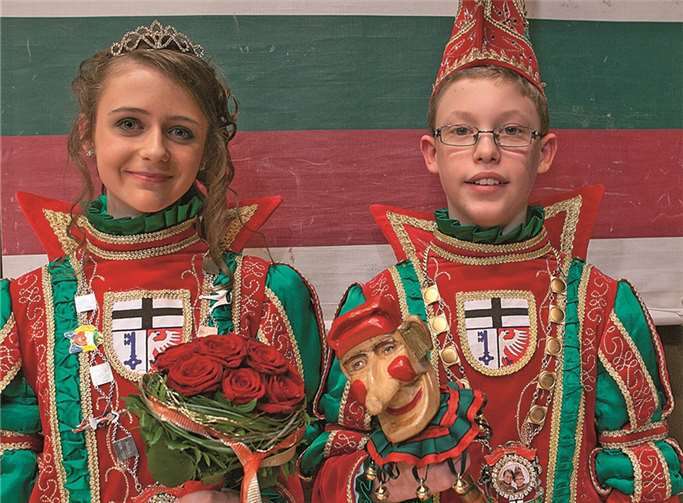 Das neue Rheinbacher Kinderprinzenpaar Kevin II. (Berndt) und Lara I. (Samulewitz) wurde jetzt offiziell proklamiert.