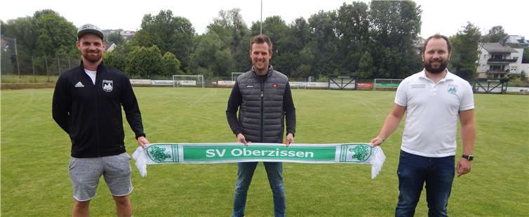 Das neue Trainerteam der Bezirksligamannschaft des SV Oberzissen mit v.re. Kevin Schütz, Eike Mund und Tobias Dedenbach.Foto: privat
