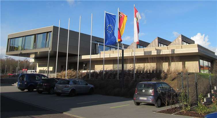 Das neue Verwaltungsgebäude der Verbandsgemeinde Pellenz in Plaidt wird mit einer hochmodernen Wärmepumpe beheizt.