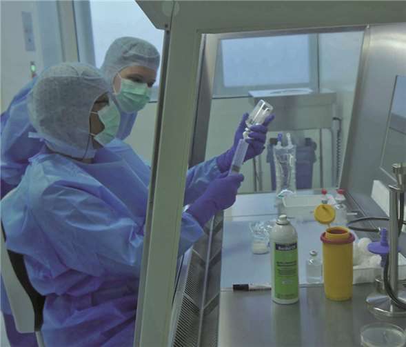 Das neue Zytostatikalabor ermöglicht Tumorpatienten die schnellstmögliche Therapie.K. Güntzel