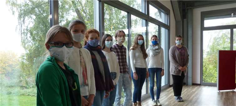 Das neugewählte SV-Team (v.li.n.re.): Charlotte Lamboi, Nelly Michel, Lilli Lumma, Lilith Gensty, Zoe Karl, Maya Lautermann, Jule Inslob und Lina Ruhfus-Hartmann. Foto: privat