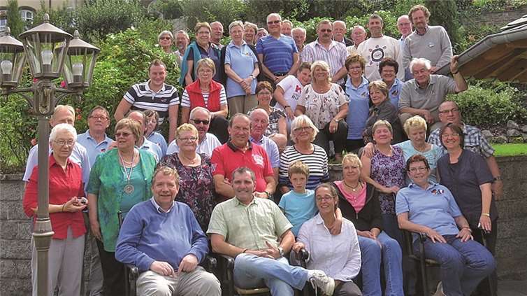 Das schlechte Wetter tat der guten Stimmung bei den 35 Gästen aus der Dieblicher Partnergemeinde Marzy an der Loire keinen Abbruch.privat