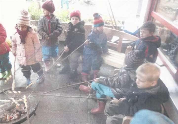 Das selbst gemachte Stockbrot war bei den kleinen Teilnehmern der Renner. privat