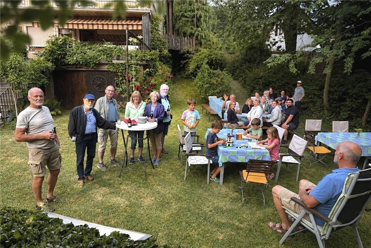 Das traditionelle Sommerfest der FWG Nörtershausen-Pfaffenheck bot bei sommerlichen Temperaturen Gelegenheit für gesellige Stunden und viele gute Gespräche.