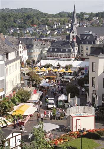 Das traditionelle Stein- und Burgfest wird am zweiten Septemberwochenende in der Eifelstadt Mayen gefeiert. Stadt Mayen